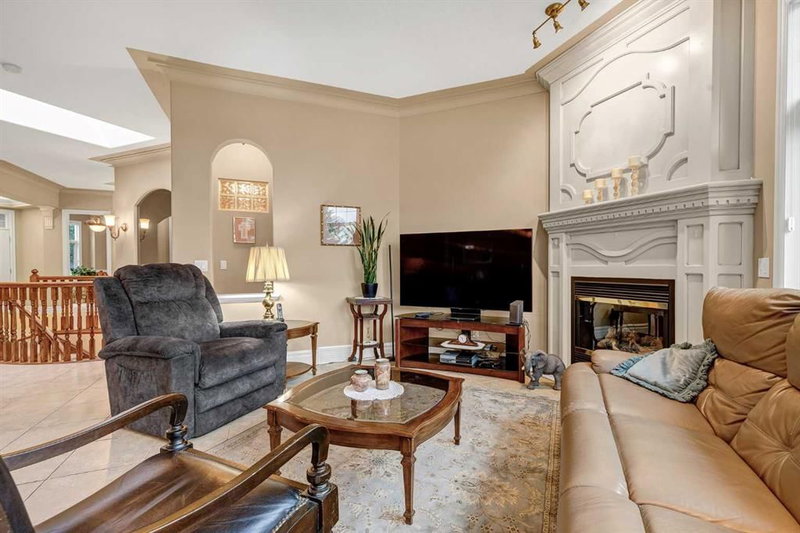 4592 Hamptons Way NW, Hamptons — interior photo 6