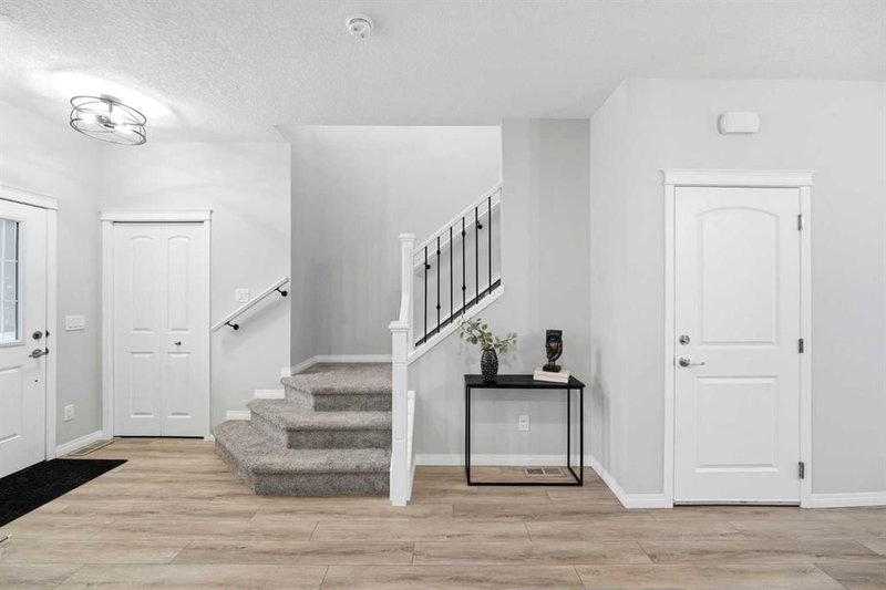 107 Aquila Drive NW