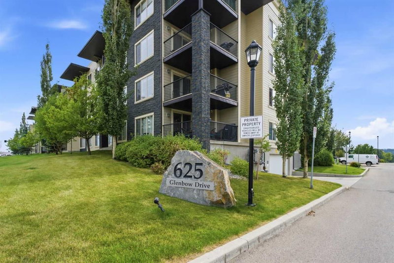 1110 - 625 Glenbow Drive