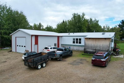 7, 585032 Range Road 112