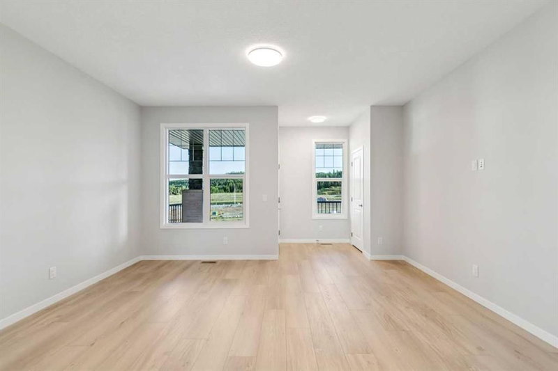 58 Creekview Avenue, Pine Creek — interior photo 5