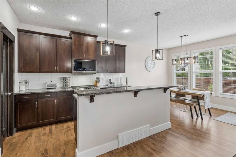 45 Mahogany Terrace SE, Mahogany — interior photo 6