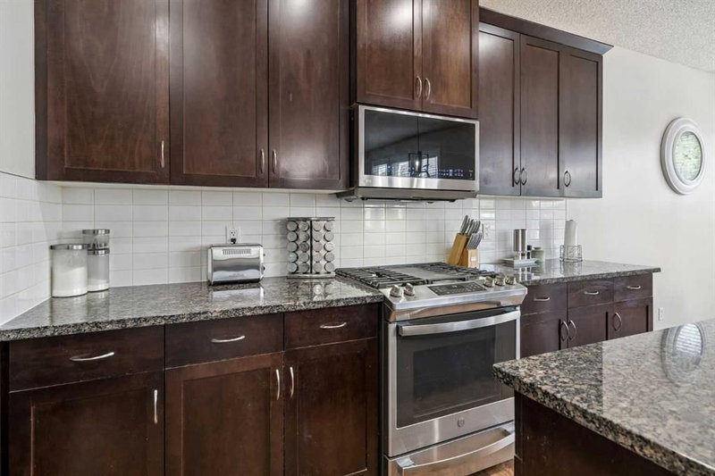45 Mahogany Terrace SE, Mahogany — interior photo 7