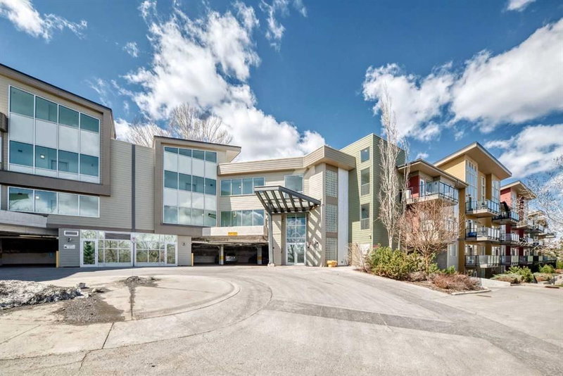 Apartment at 406, 4303 1 Street NE, Highland Park — listing photo