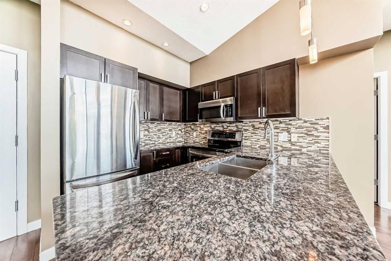 406, 4303 1 Street NE, Highland Park — interior photo 7
