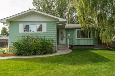 3239 Oakwood Drive