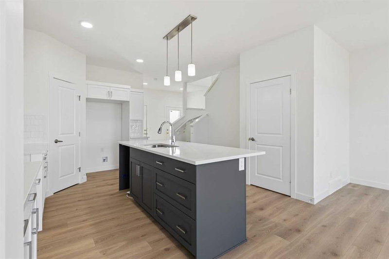 27 Heritage Point, Heritage Hills — interior photo 5