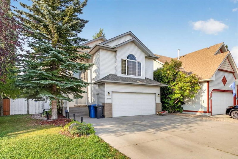 219 Lakeview Cove