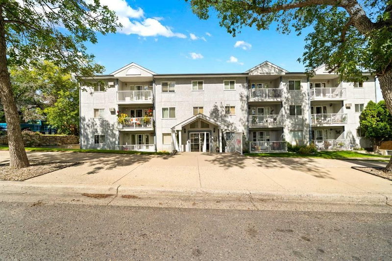 303 - 252 4 Street SE
