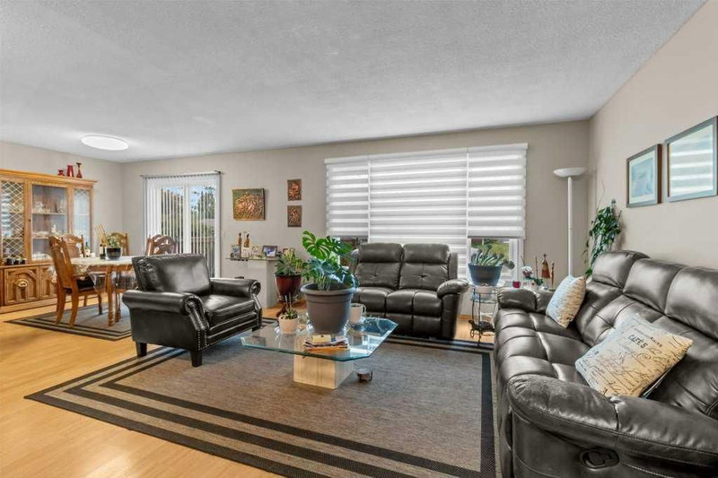 46 Meadowview Close