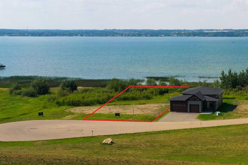 12 Twin Fawn Close