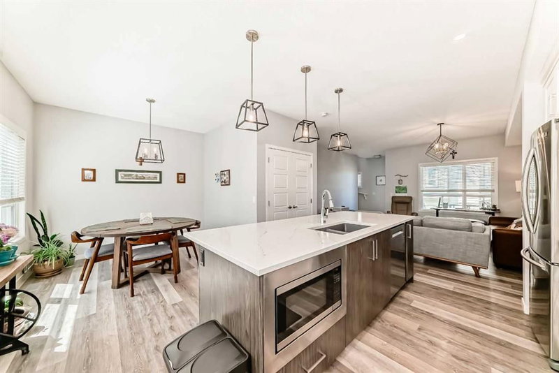 508 Harvest Grove Walk NE, Harvest Hills — interior photo