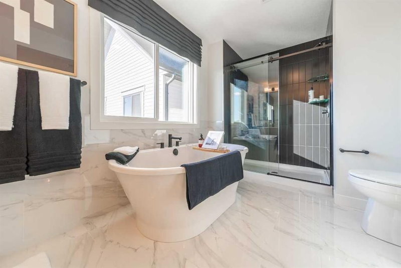609 Lambeau Link SE