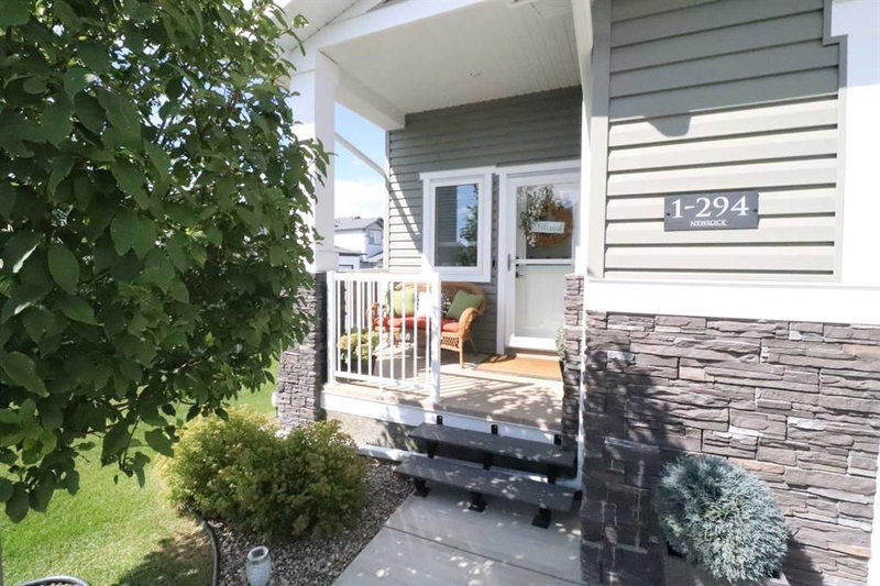 1 - 294 Northlander Bend W