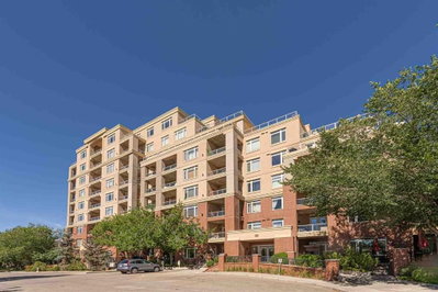 3302 - 24 Hemlock Crescent SW