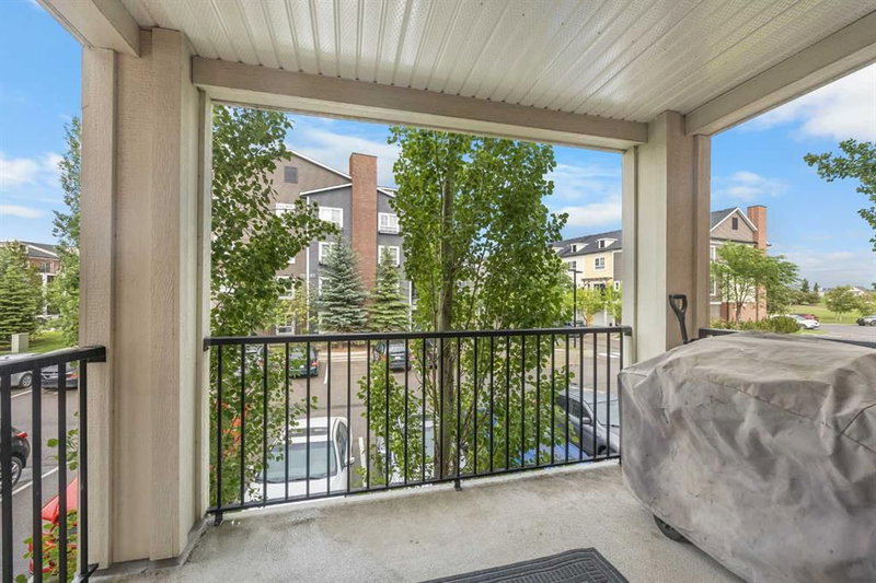 5209 - 279 Copperpond Common SE