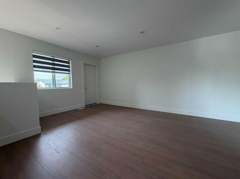 B - 9403 103 Avenue