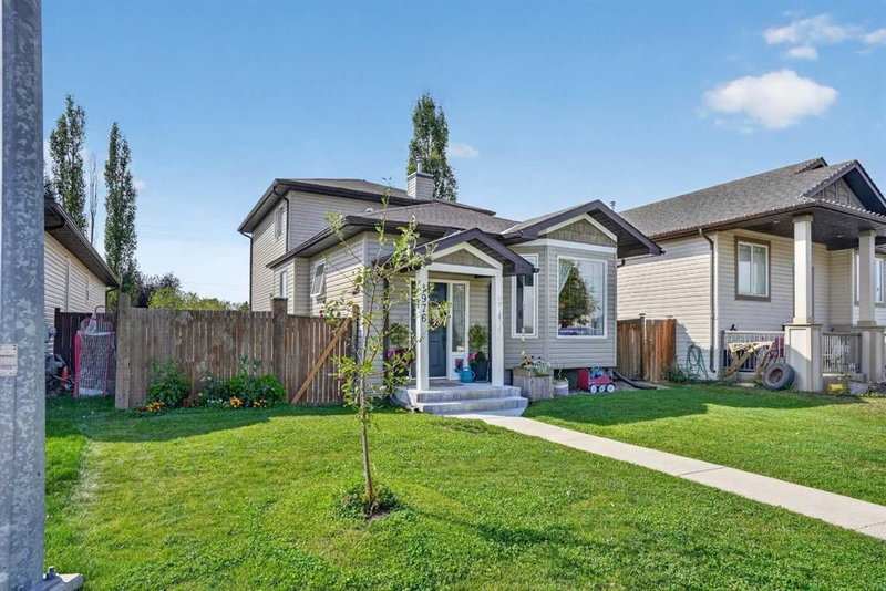 1976 Parkside Close
