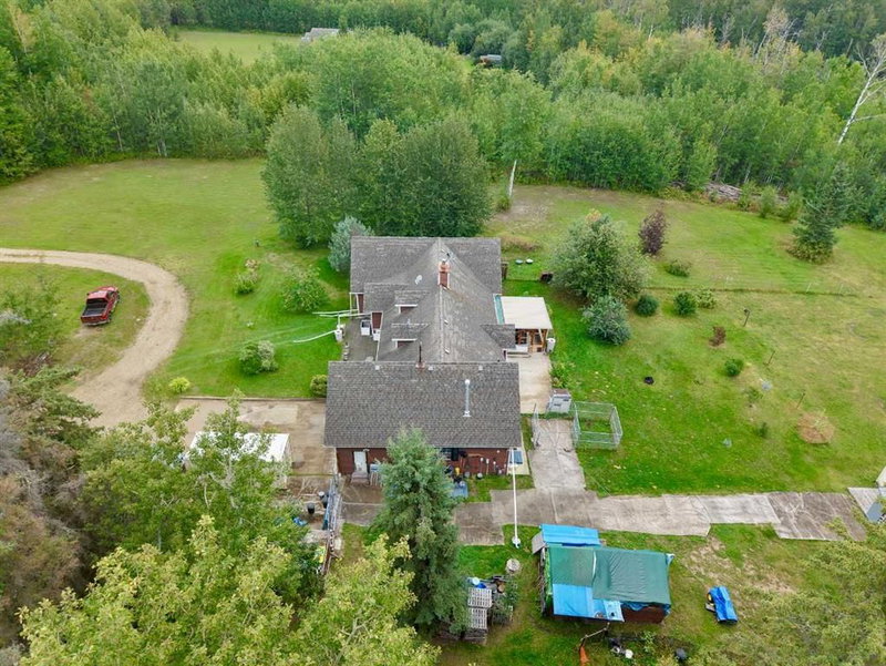 37 - 843058 Range Road 222