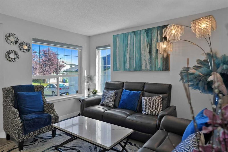 254 Hidden Spring Mews NW
