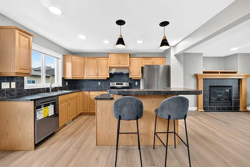 111 Coventry Hills Drive NE