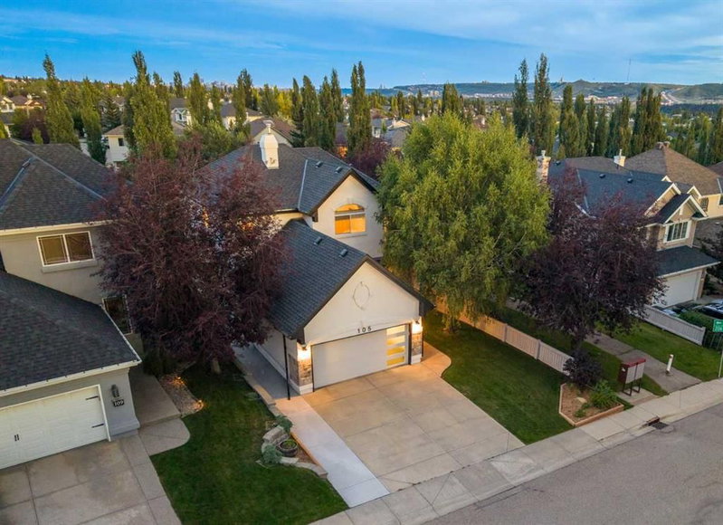105 Tuscany Ridge Park NW