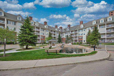2154 - 151 Country Village Road NE