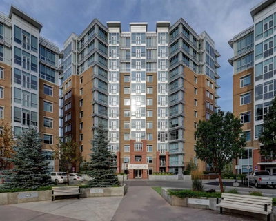 604 - 32 Varsity Estates Circle