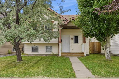 120 Kentwood Drive