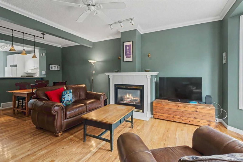 46 Prestwick Gardens SE