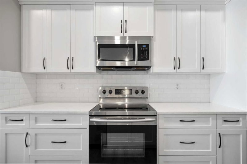 411 - 4350 Seton Drive SE