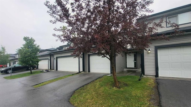 23 - 102 Canoe Square SW
