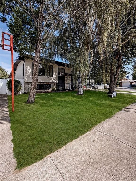 1259 St Catherine Road N