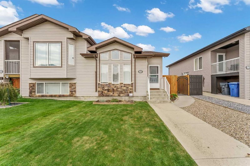 84 Northlands Crescent NE
