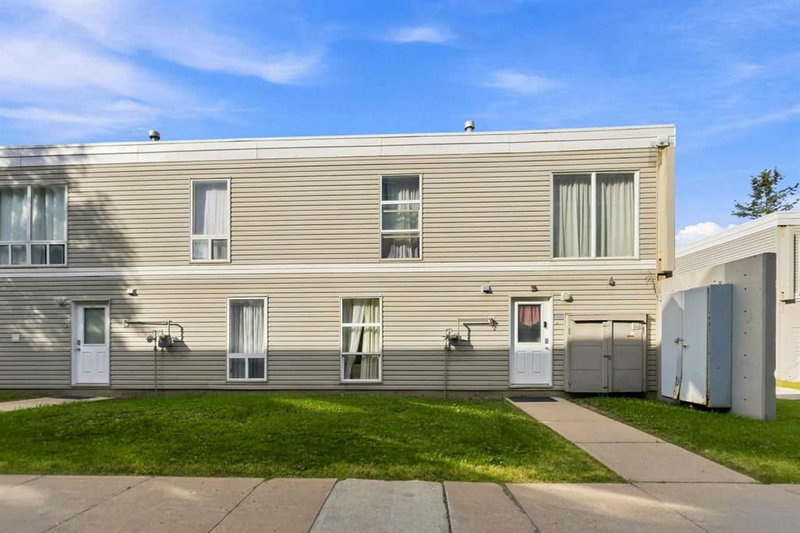 1542 - 21 Macdonald Drive