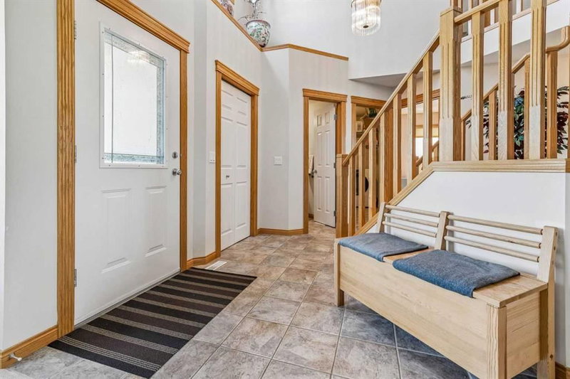 127 Edgeridge Close NW, Edgemont — interior photo 5