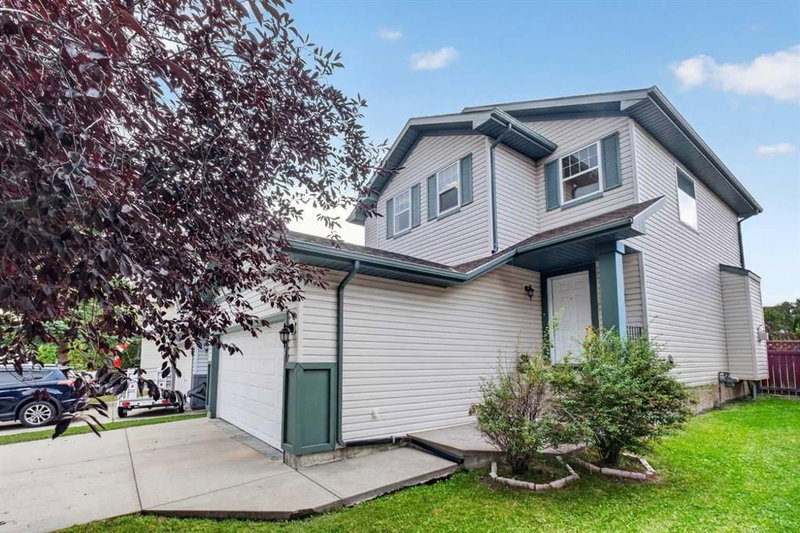 179 Erin Park Drive SE