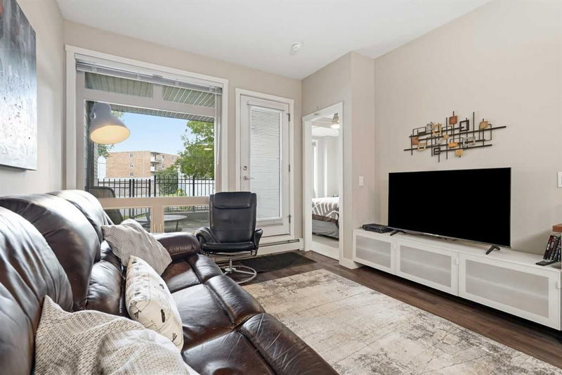 121 - 823 5 Avenue NW