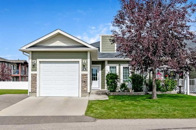 14 Sunrise Place NE