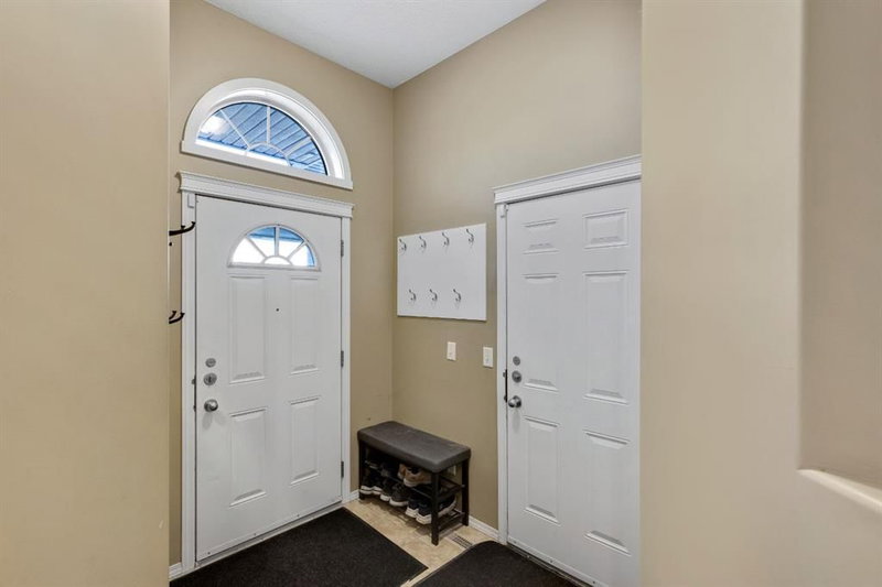 105 Willow Ridge Crescent SW