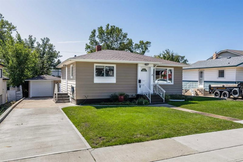 13 5 Street SW