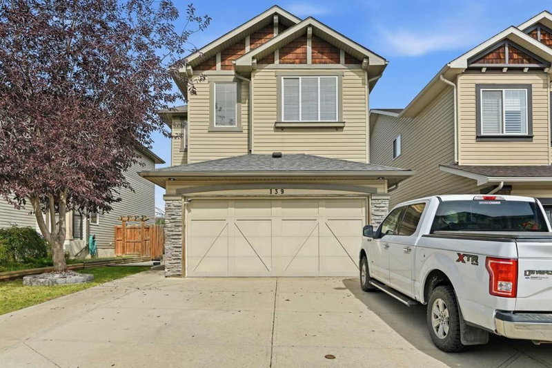 139 New Brighton Close SE