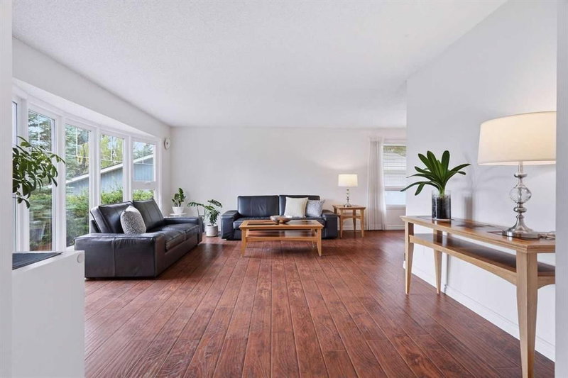 11 Edgemont Rise NW, Edgemont — interior photo 7