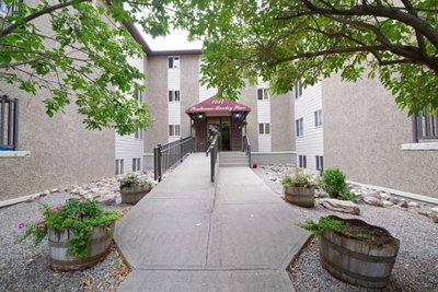 332 - 1237 4 Avenue S