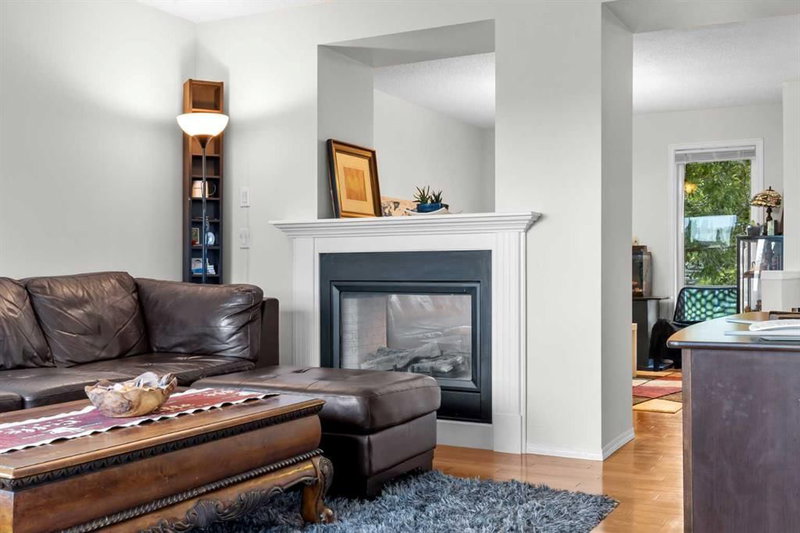 188 Tuscany Valley Drive NW, Tuscany — interior photo 7