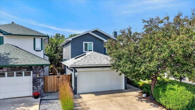 49 Hidden Valley Crescent NW