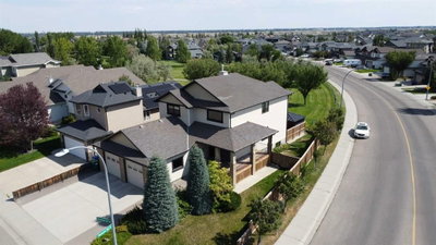 151 Riverdale Terrace W