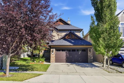112 Drake Landing Common