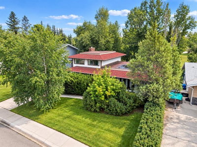 24 Mapleglade Close SE