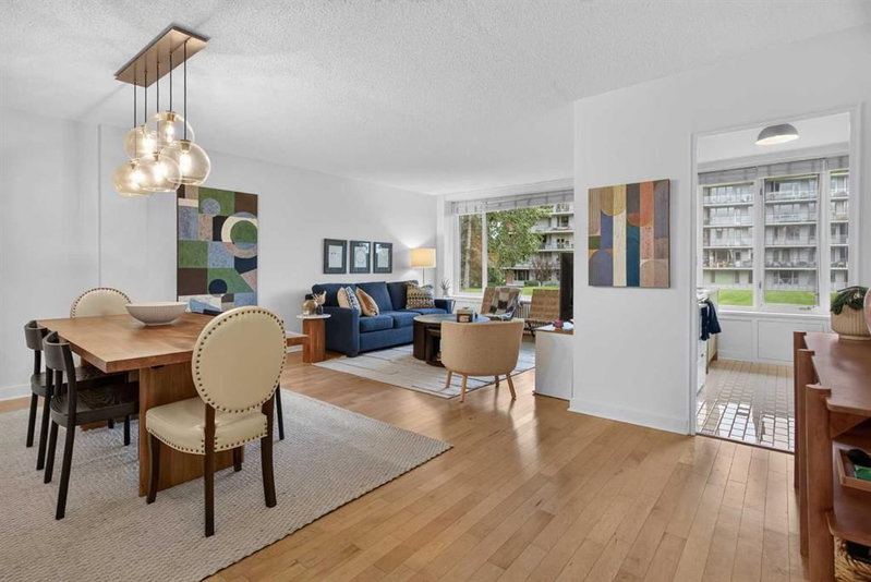 204 - 3316 Rideau Place SW